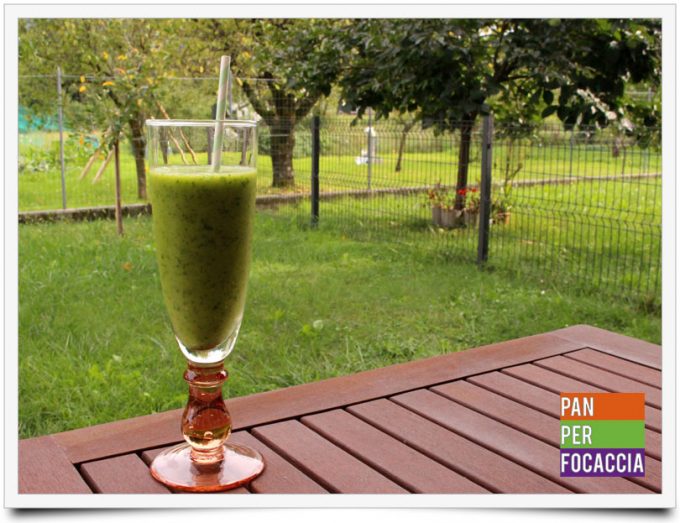 Green smoothie 1